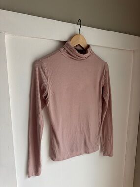 Simply Vera Vera Wang Dusty Rose Ribbed Turtleneck Top